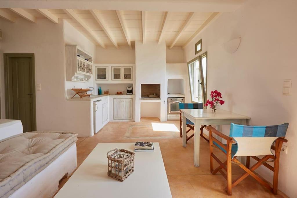 Ochre Dream, Beach Front & Sunset Villa Naousa Esterno foto