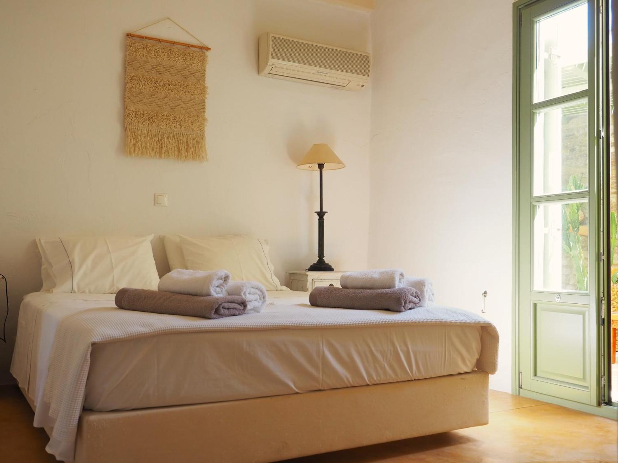 Ochre Dream, Beach Front & Sunset Villa Naousa Camera foto